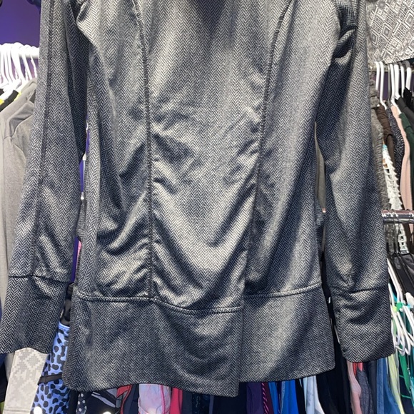 Mondetta grey and silver zipper up workout jacket sweater size large like new - Picture 8 of 9